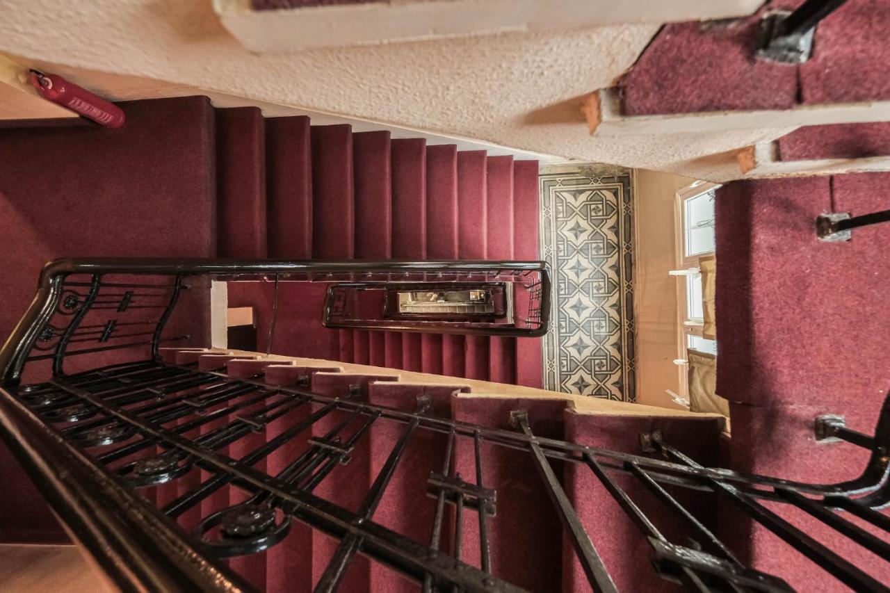 Hotel Ilisia Солун Екстериор снимка