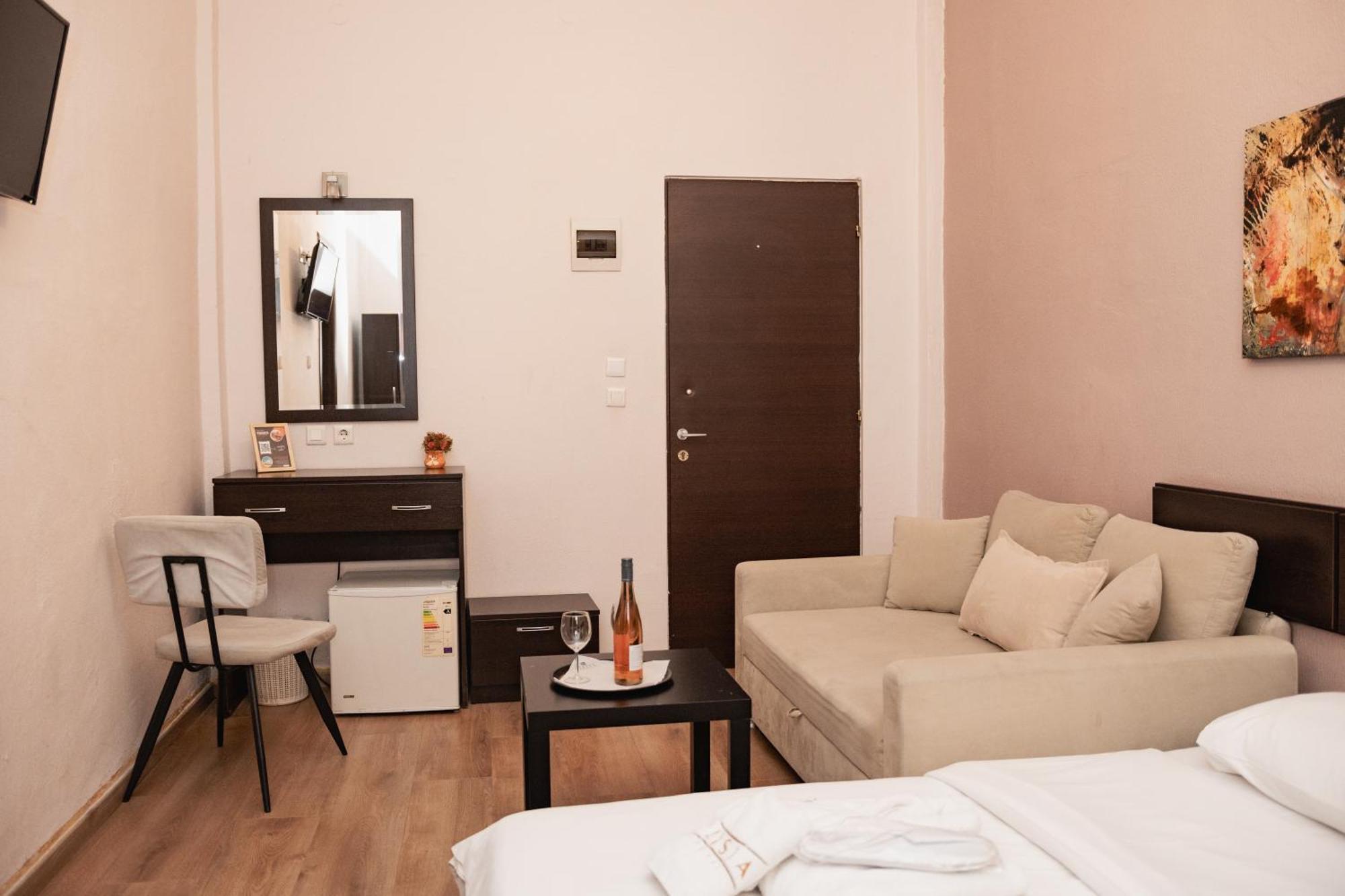 Hotel Ilisia Солун Екстериор снимка