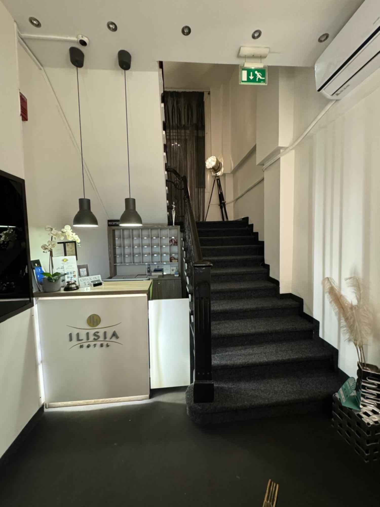 Hotel Ilisia Солун Екстериор снимка
